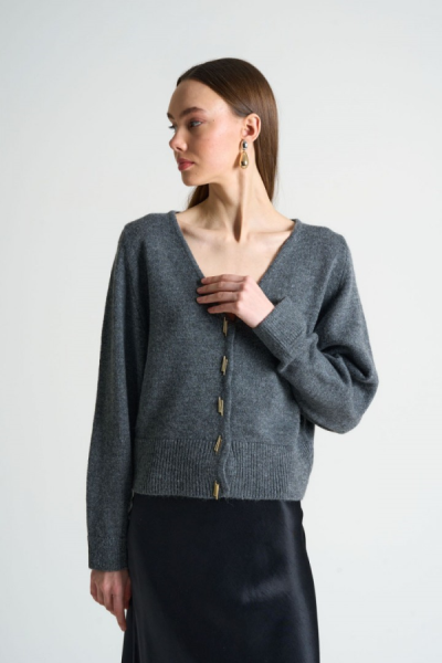 Hırka V Yaka Biyeli Füme